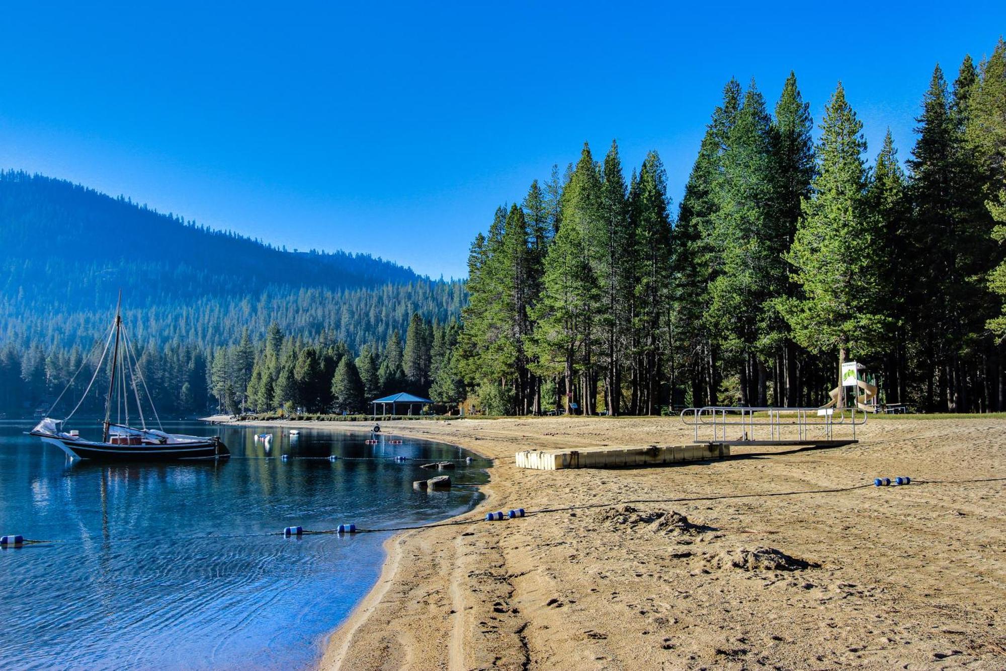 Donner Lakefront Retreat Villa Truckee Exterior photo